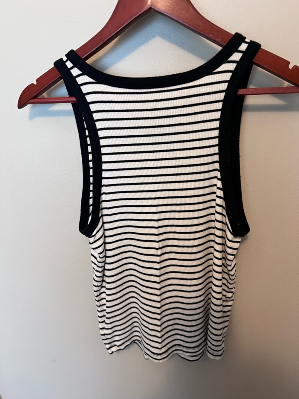 American Eagle AEO black  & White Striped Ribbed Tank Top size M - Picture 3 of 5